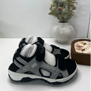 Kuru Tread Leather Hiking Sandal Fossil Gray/Jet Black Women 5 Medium Tried On